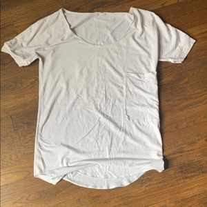 Lululemon short sleeved pocket tee